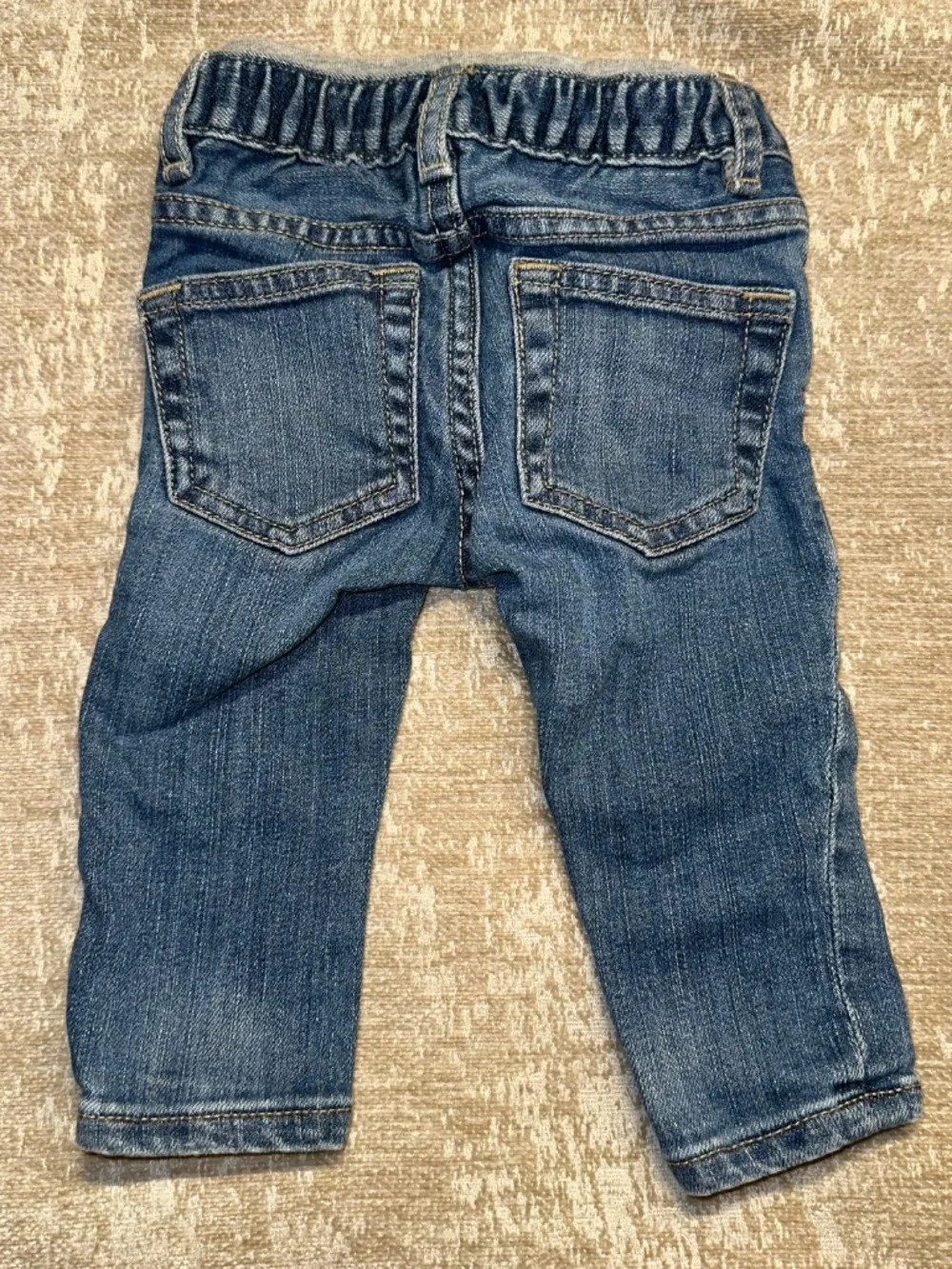 Vintage retired girls CARTERS/BABY GAP outfit